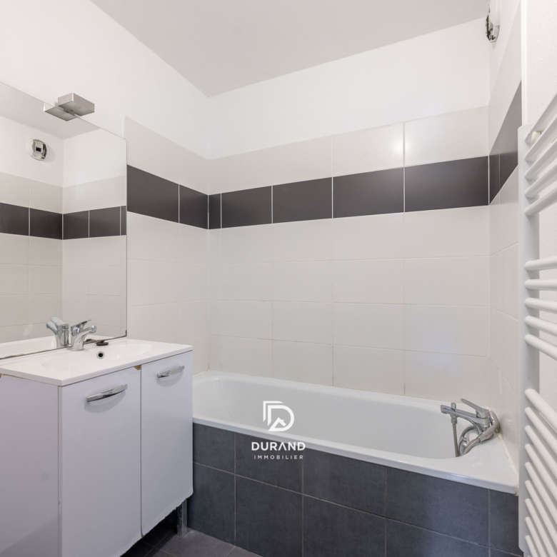 Appartement - lumineux - Marseille 13015
