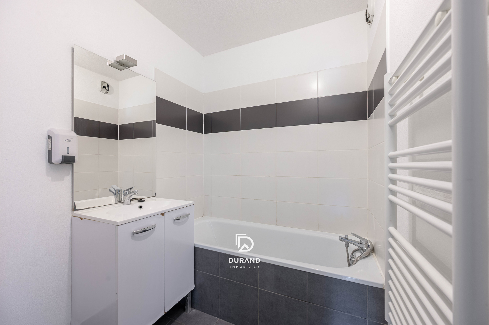 Appartement - lumineux - Marseille 13015