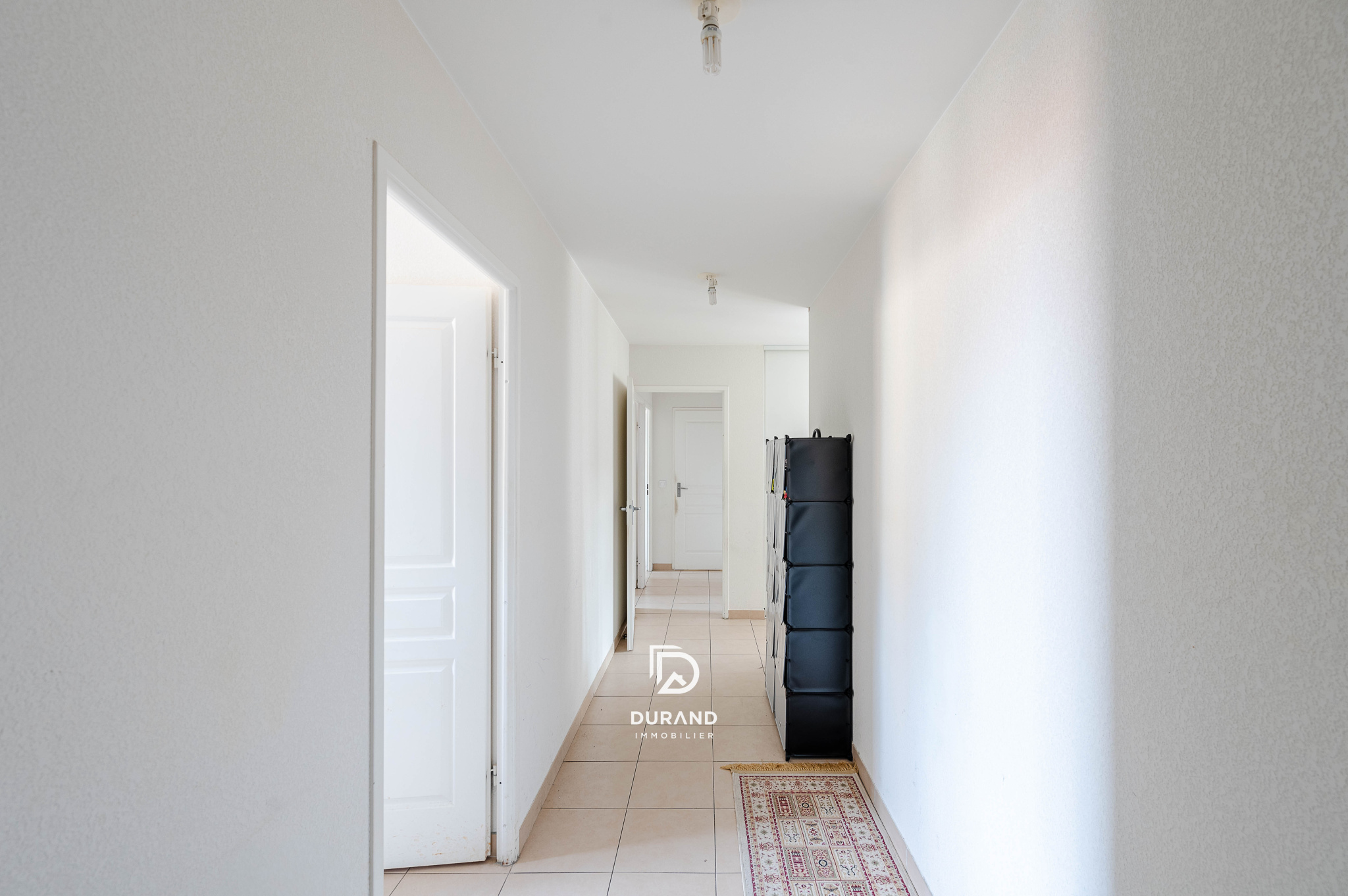 APPARTEMENT - 4 PIECES - TERRASSE - SAINT-LAZARE - 13003 MARSEILLE