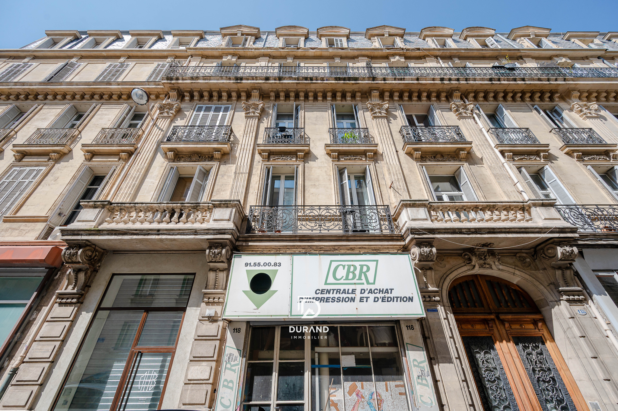 LOCAL COMMERCIAL - 55 M2 - ANCIEN APPARTEMENT - VAUBAN - 13006 MARSEILLE