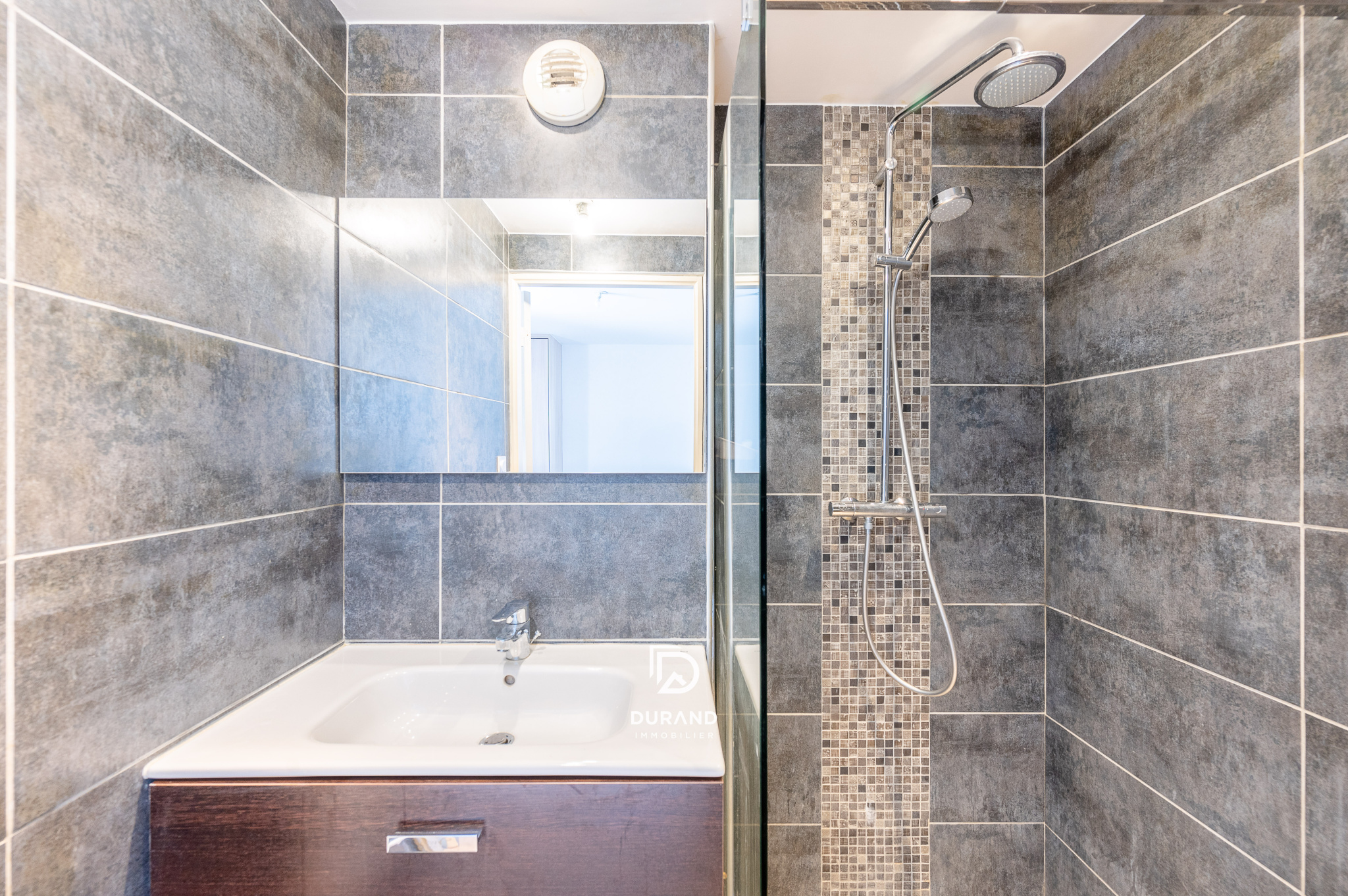 4 PIÈCES 79 M2 - APPARTEMENT - LE ROUET - 13008 - MARSEILLE