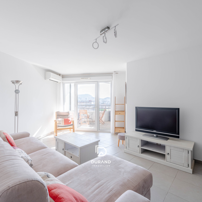 APPARTEMENT - TERRASSE - GARAGE - LE ROUET - 13008 MARSEILLE