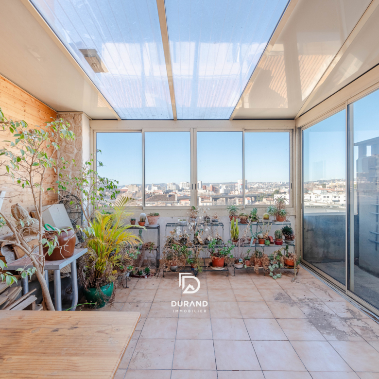 APPARTEMENT - 126 M2 - SAINT-LAZARE - 13003 MARSEILLE