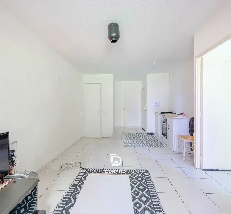 APPARTEMENT - 2 PIECES - TERRASSE - 13003 MARSEILLE