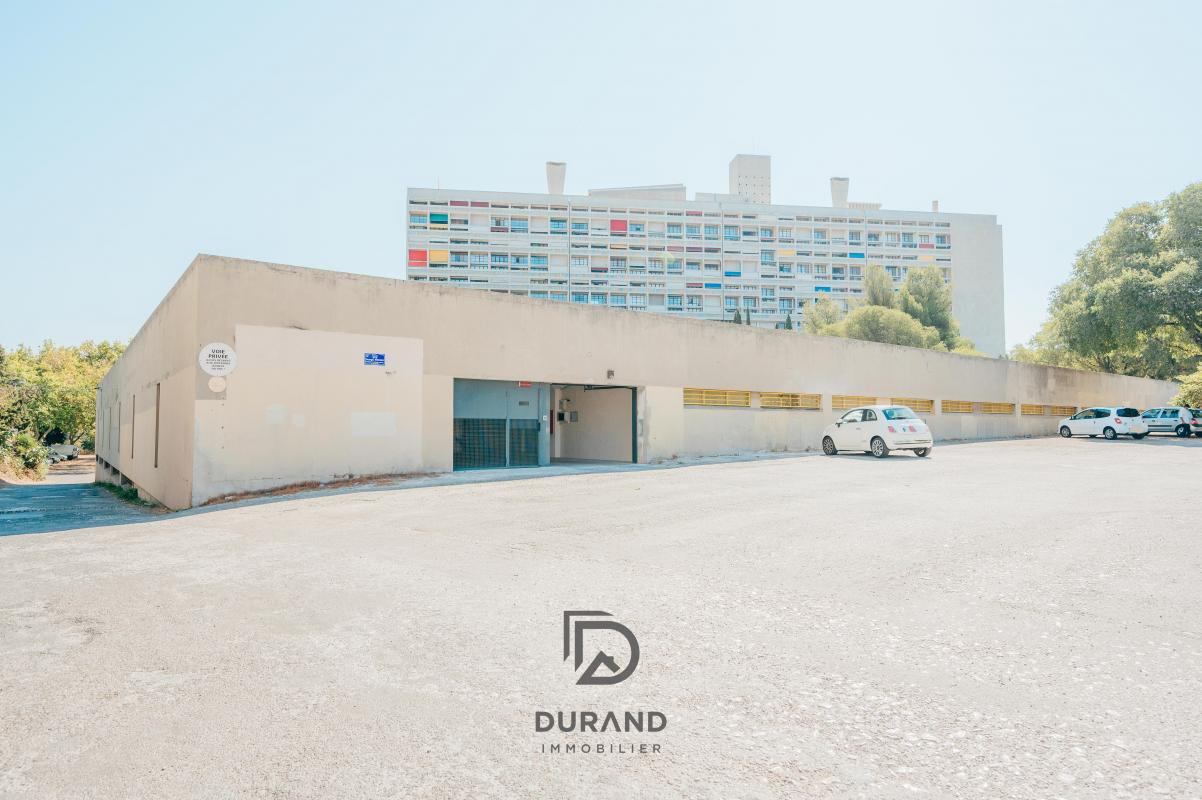 Place de stationnement Les Garages du Corbusier