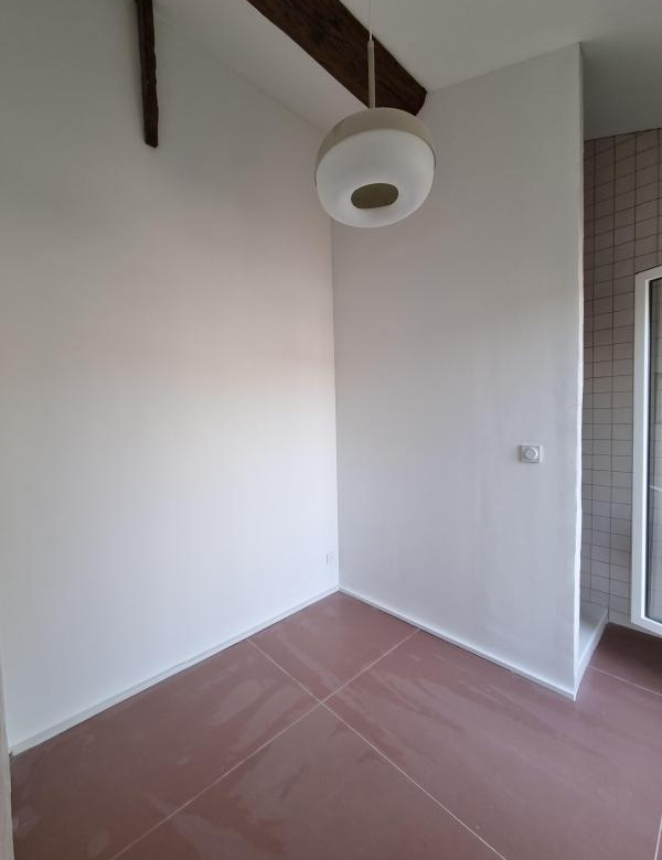 Studio avec terrasse