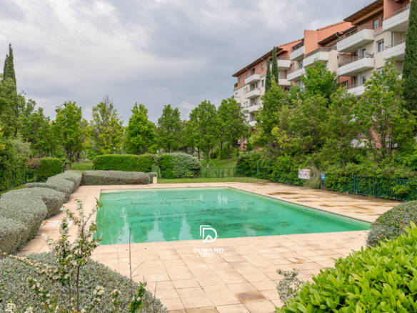 APPARTEMENT - 2 PIECES - RESIDENCE AVEC PISCINE - 13014 MARSEILLE