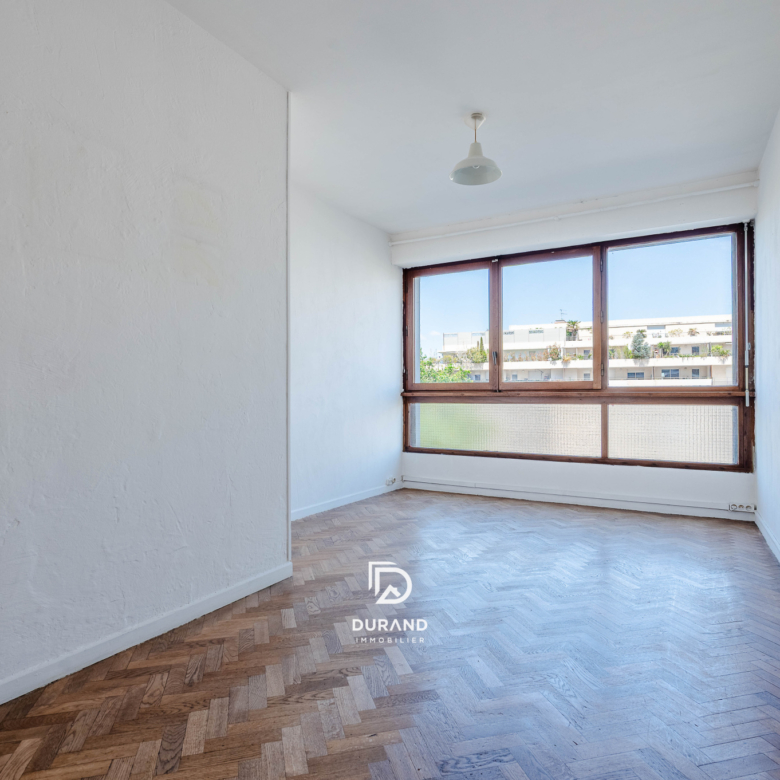APPARTEMENT - DUPLEX - LE BRASILIA - 13008 MARSEILLE