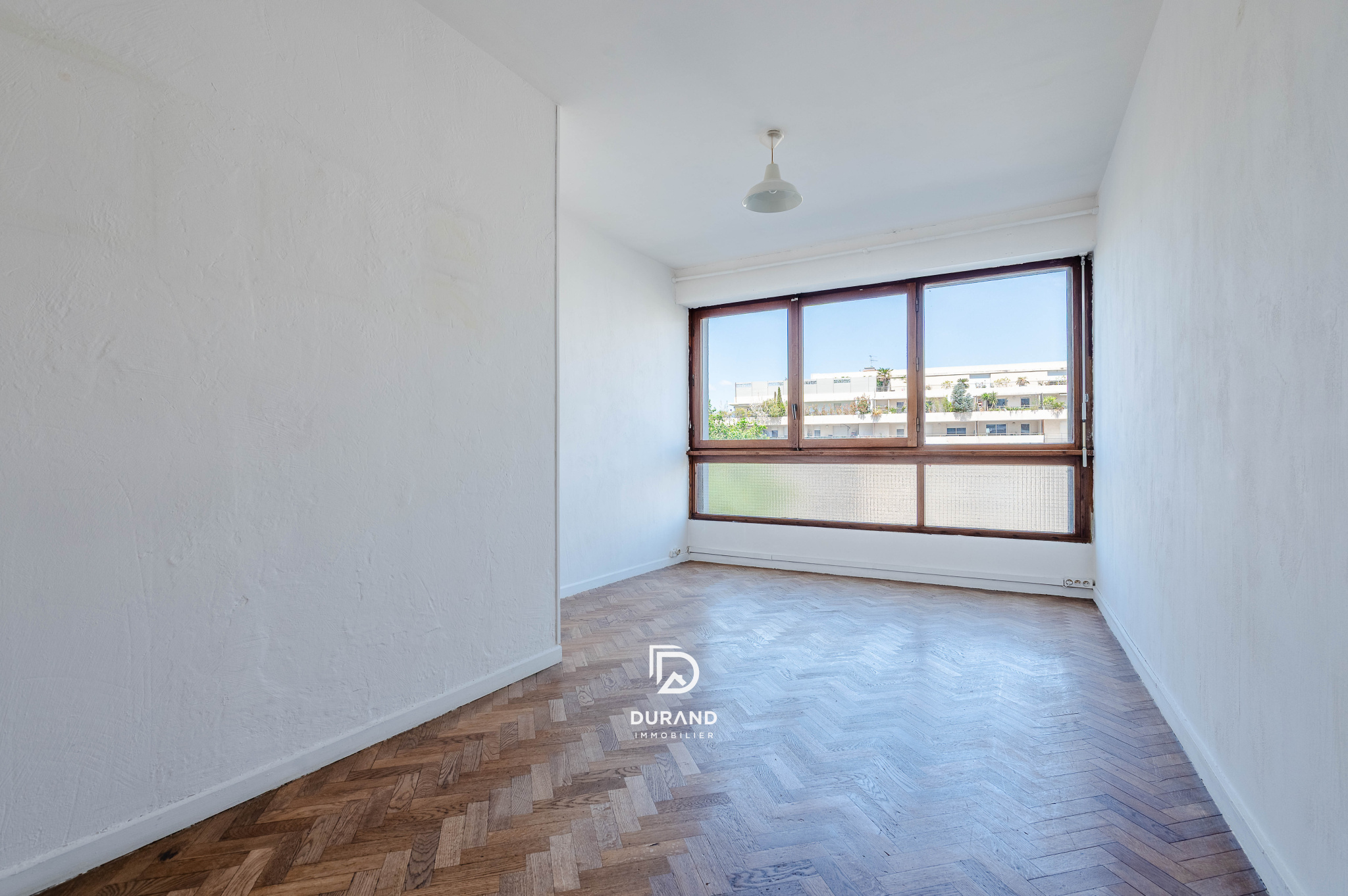 APPARTEMENT - DUPLEX - LE BRASILIA - 13008 MARSEILLE