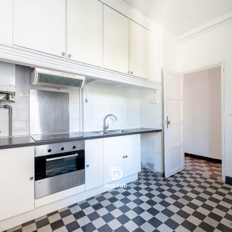 APPARTEMENT - PERIER - 13008 MARSEILLE