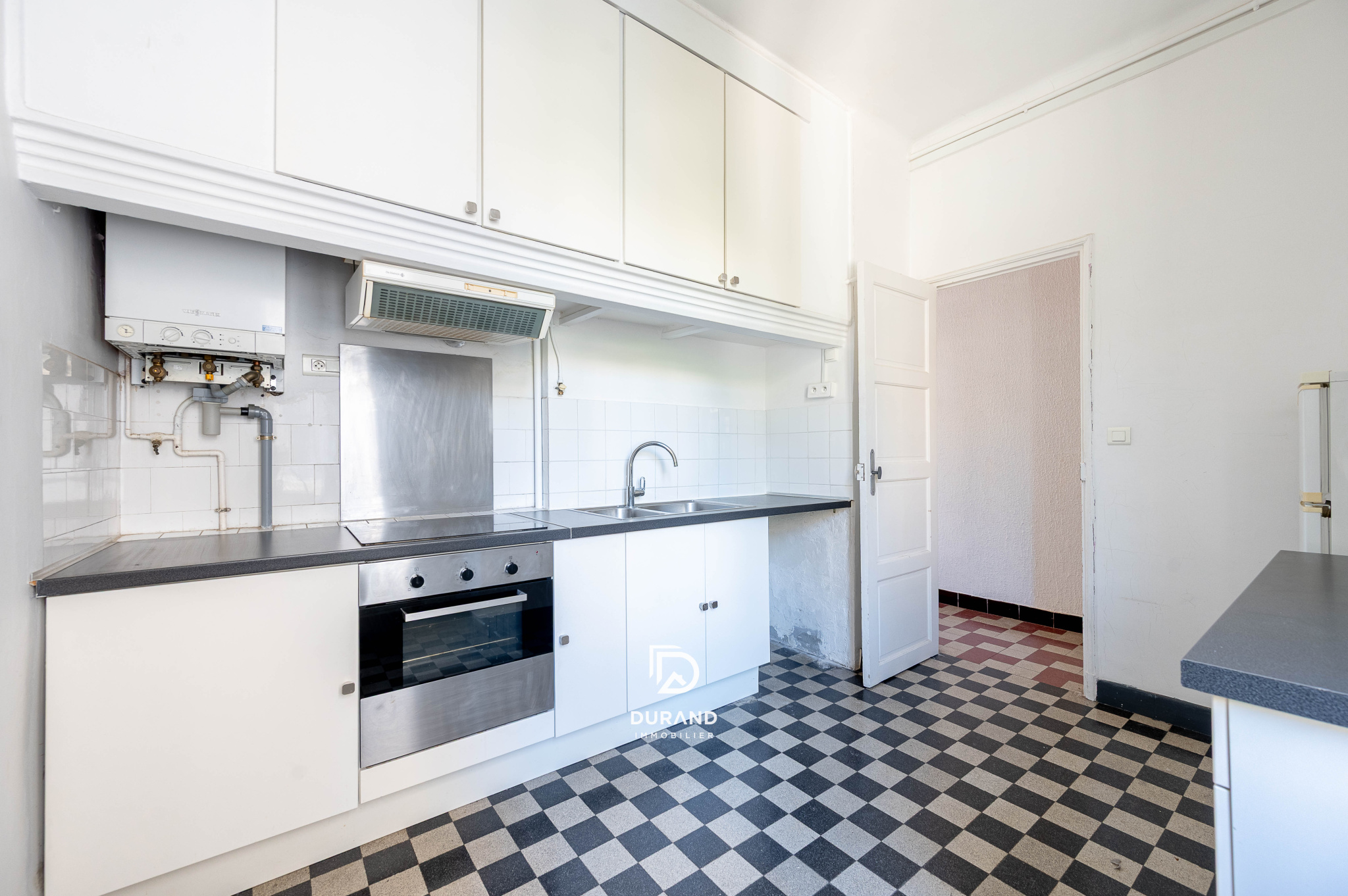 APPARTEMENT - PERIER - 13008 MARSEILLE