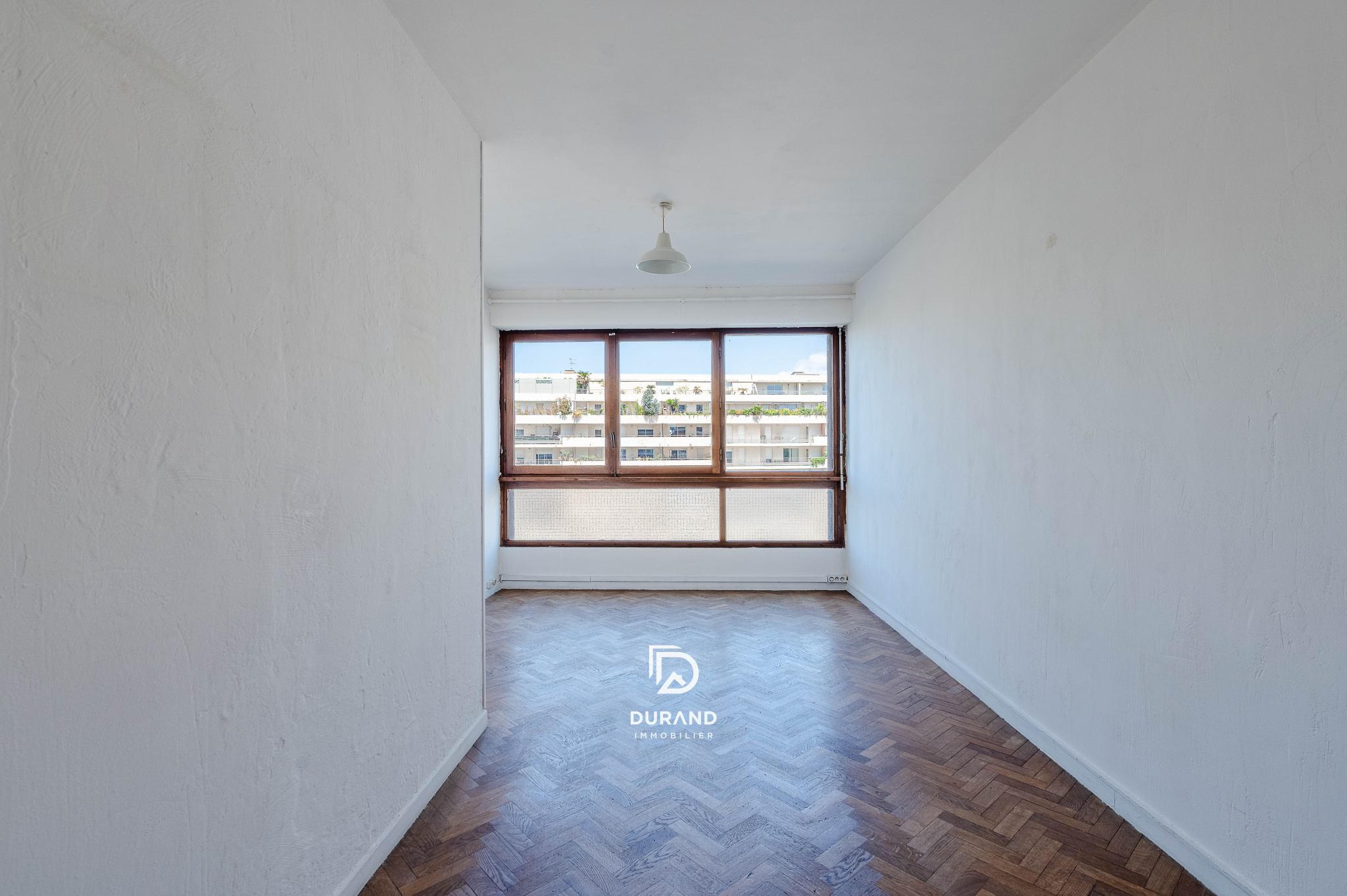 APPARTEMENT - DUPLEX - LE BRASILIA - 13008 MARSEILLE