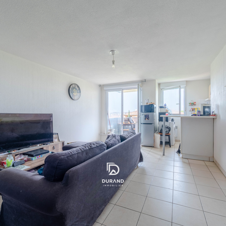 APPARTEMENT - 2 PIECES - RESIDENCE AVEC PISCINE - 13014 MARSEILLE