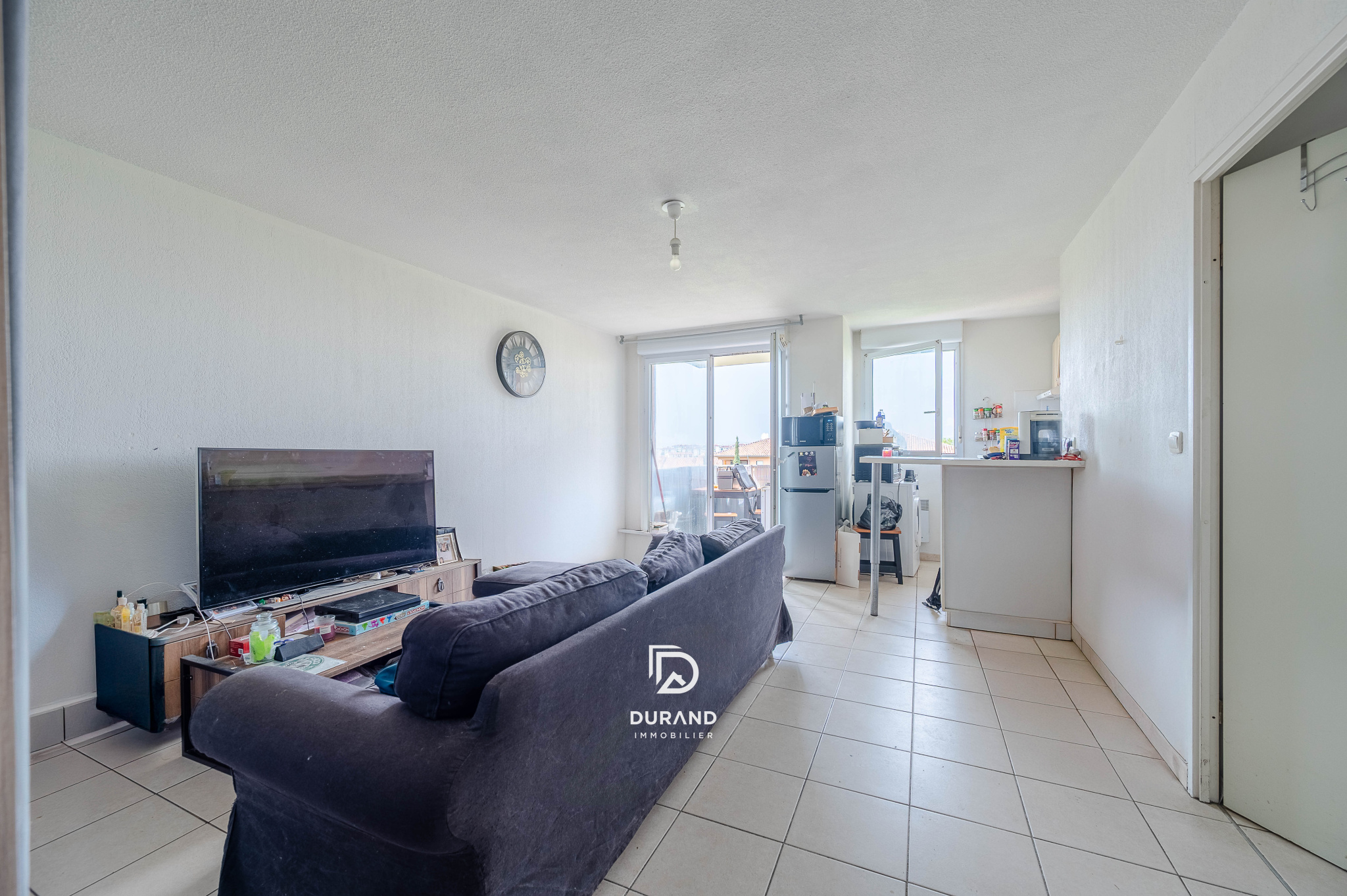 APPARTEMENT - 2 PIECES - RESIDENCE AVEC PISCINE - 13014 MARSEILLE