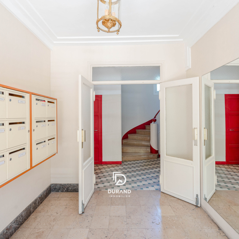 APPARTEMENT - PERIER - 13008 MARSEILLE