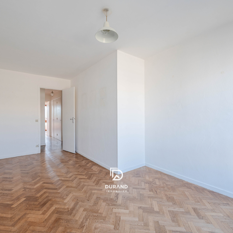 APPARTEMENT - DUPLEX - LE BRASILIA - 13008 MARSEILLE