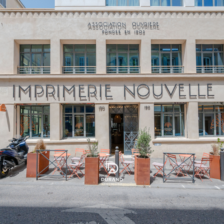 APPARTEMENT - INDUSTRIEL - SAINT VICTOR - 13007 MARSEILLE