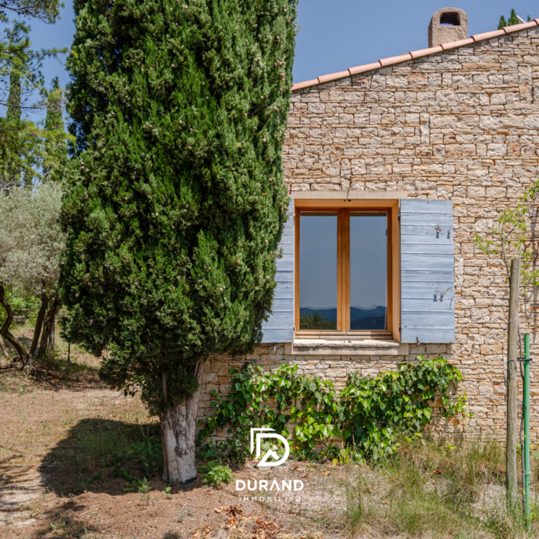 MAISON - OLIVERAIE - PROVENCE - 83640 SAINT ZACHARIE