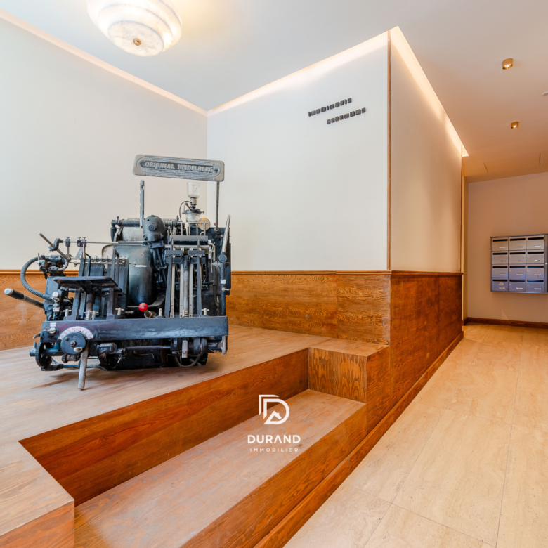 APPARTEMENT - INDUSTRIEL - SAINT VICTOR - 13007 MARSEILLE