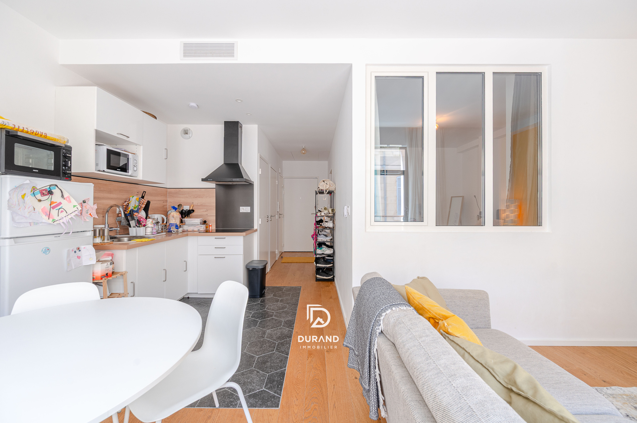 APPARTEMENT - INDUSTRIEL - SAINT VICTOR - 13007 MARSEILLE