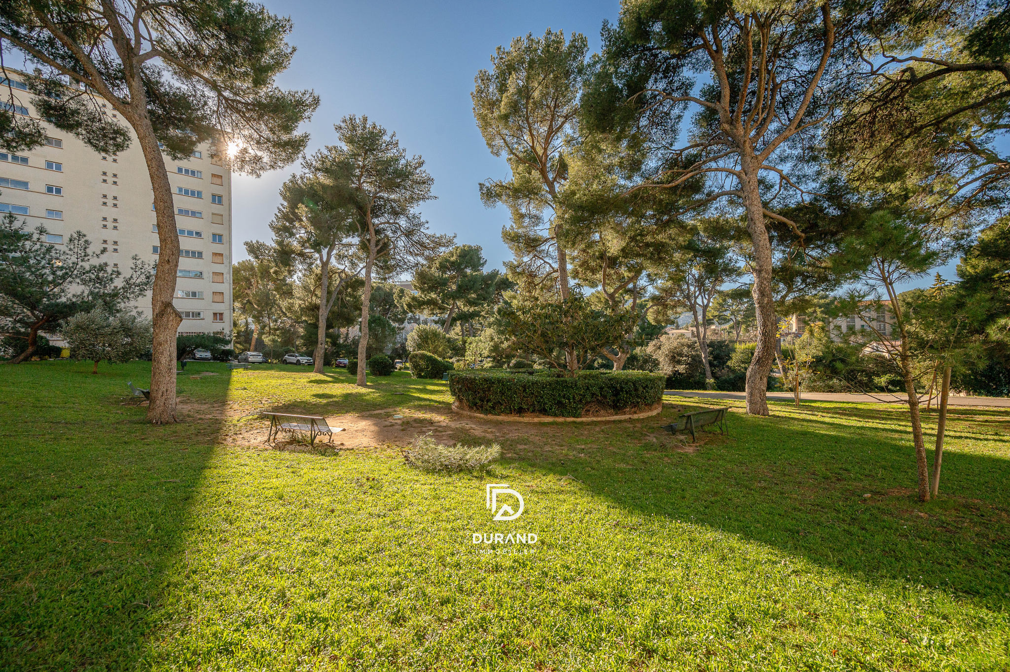 APPARTEMENT - TERRASSE -  BEAUVALLON - 13009 MARSEILLE