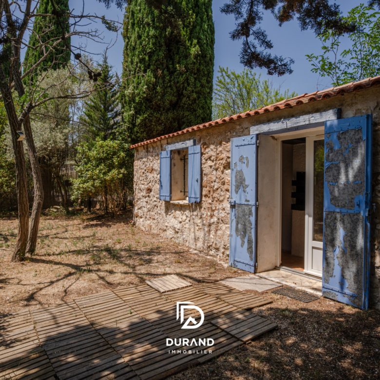 MAISON - OLIVERAIE - PROVENCE - 83640 SAINT ZACHARIE