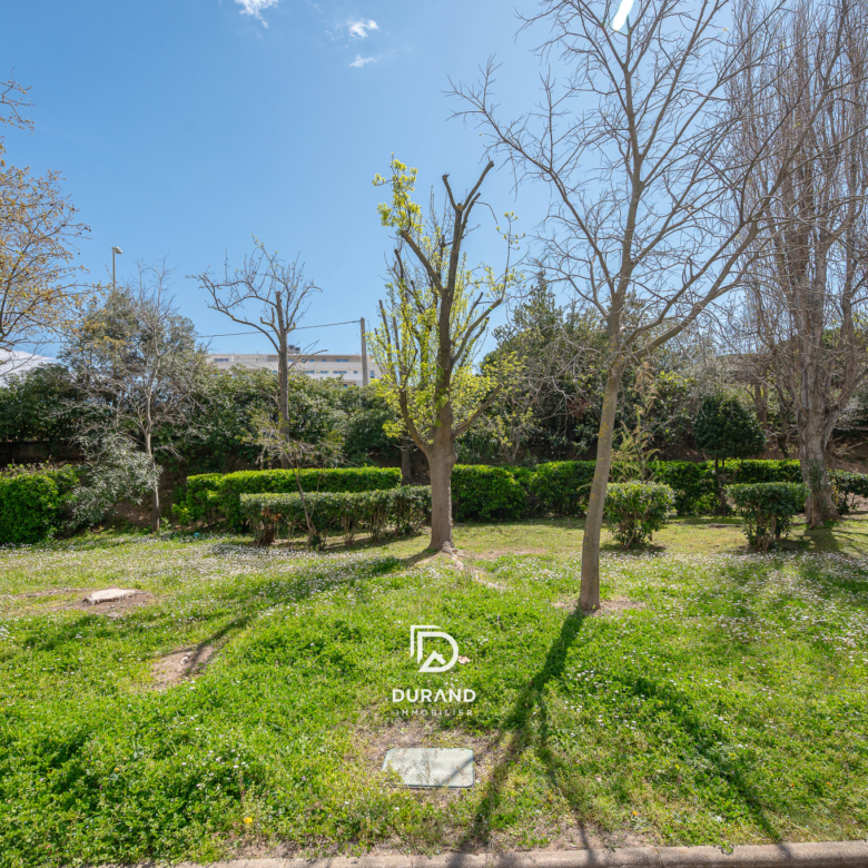 APPARTEMENT - TERRASSE - VIEILLE CHAPELLE - 13008 MARSEILLE