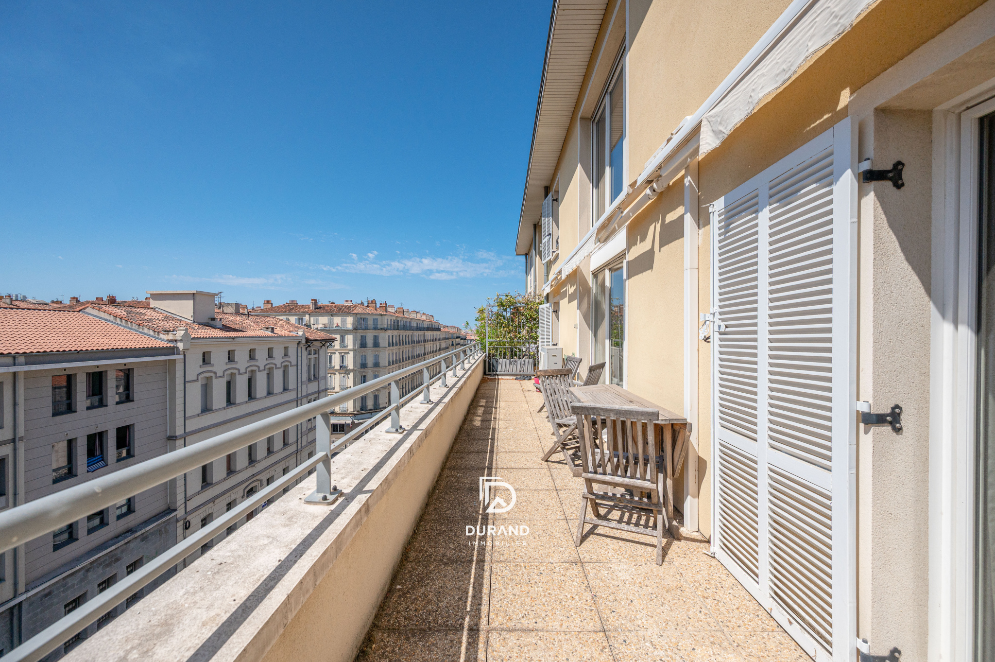 T4 -DUPLEX PLEIN CIEL