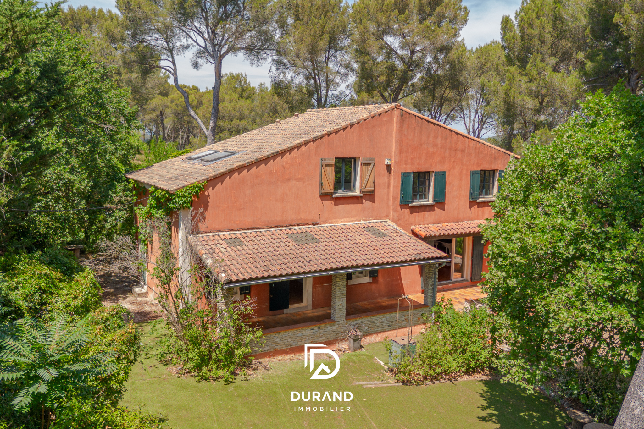 MAISON - GRAND TERRAIN - PINEDE - 13480 CABRIES