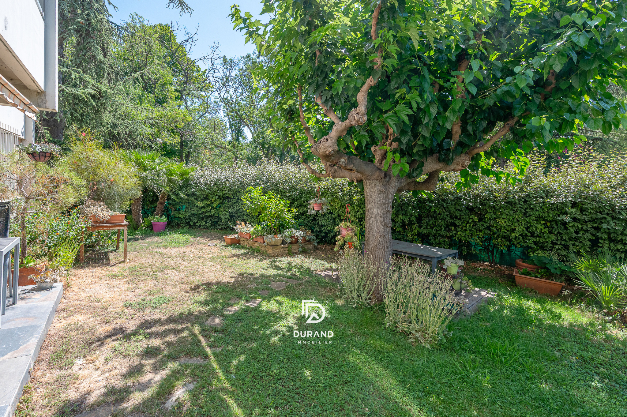 APPARTEMENT - T4 - JARDIN - GARGE - SAINT JEAN DU DÉSERT - 13012 MARSEILLE