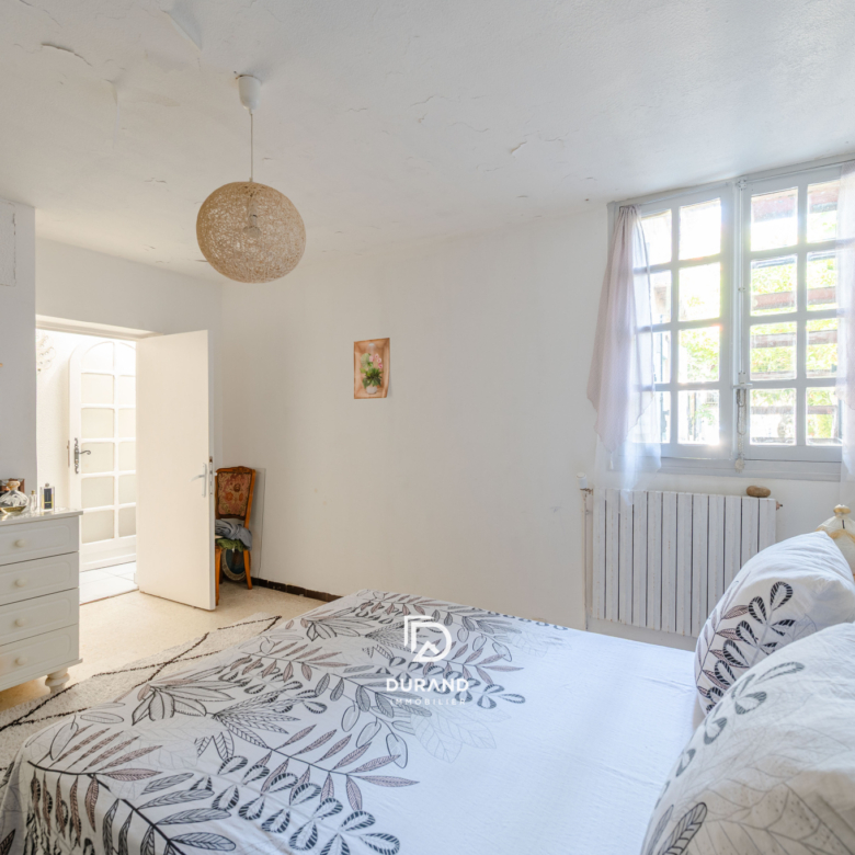 MAISON INDIVIDUELLE - TYPE 4 - STUDIO INDEPENDANT - 13015 MARSEILLE