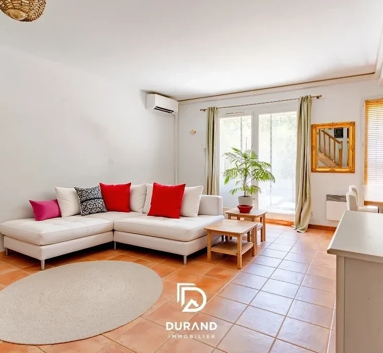 DUPLEX- T3 - JARDIN-TERRASSE - M5 LES DOCKS -JOLIETTE