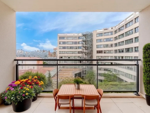 T3 - RECENT -TERRASSE - EUROMEDITERRANÉE- JOLIETTE