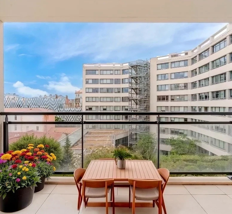 T3 - RECENT -TERRASSE - EUROMEDITERRANÉE- JOLIETTE
