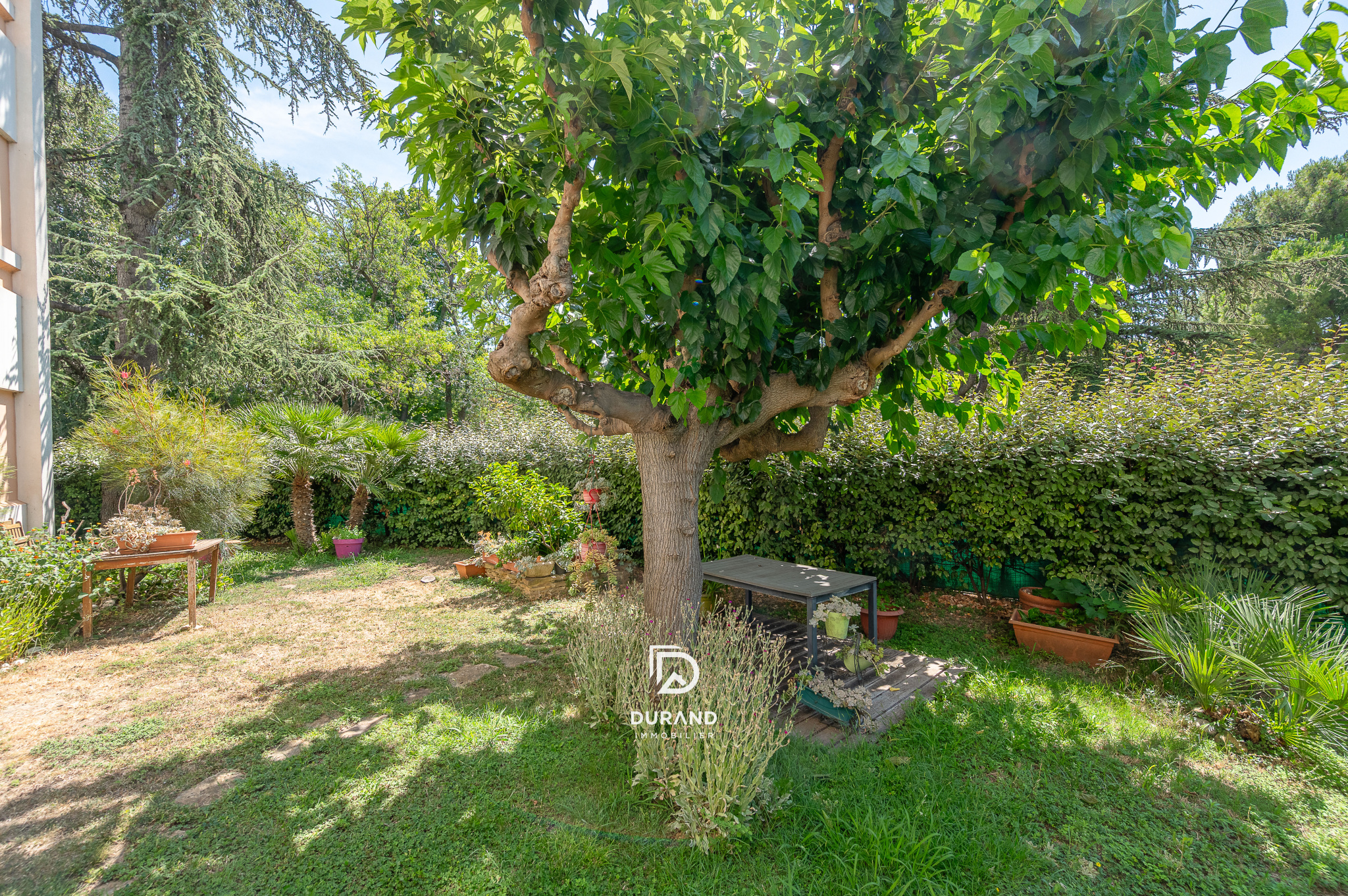 APPARTEMENT - T4 - JARDIN - GARGE - SAINT JEAN DU DÉSERT - 13012 MARSEILLE