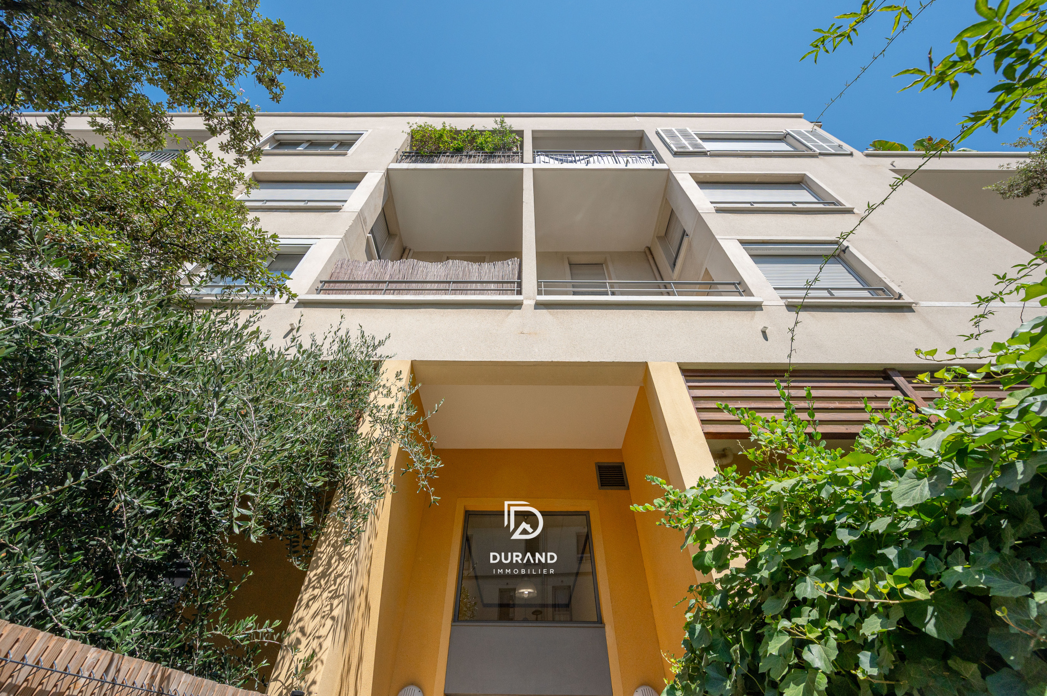 T4 -DUPLEX PLEIN CIEL