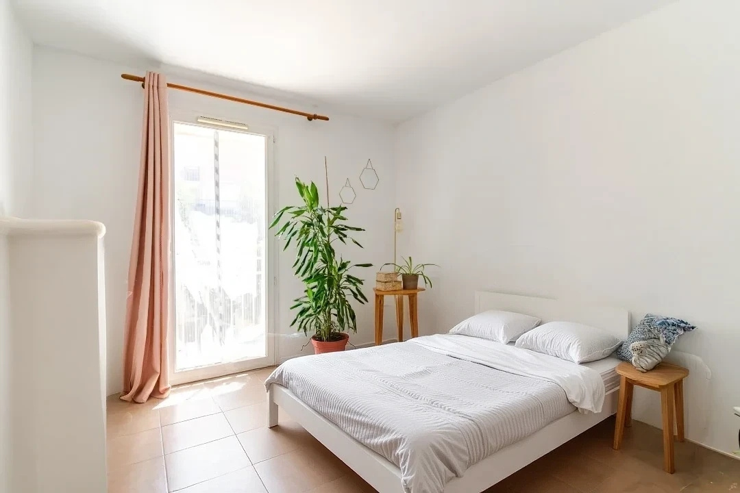 DUPLEX- T3 - JARDIN-TERRASSE - M5 LES DOCKS -JOLIETTE