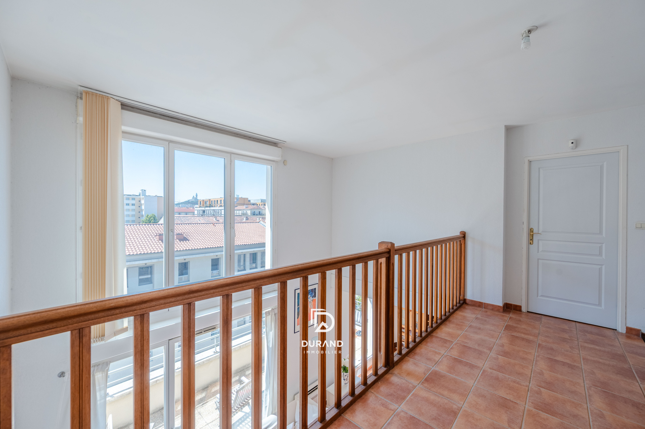 T4 -DUPLEX PLEIN CIEL
