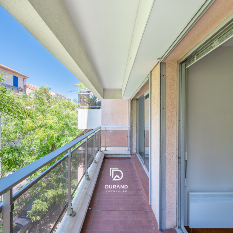 APPARTEMENT - BALCON - SAINT VICTOR - 13007 MARSEILLE