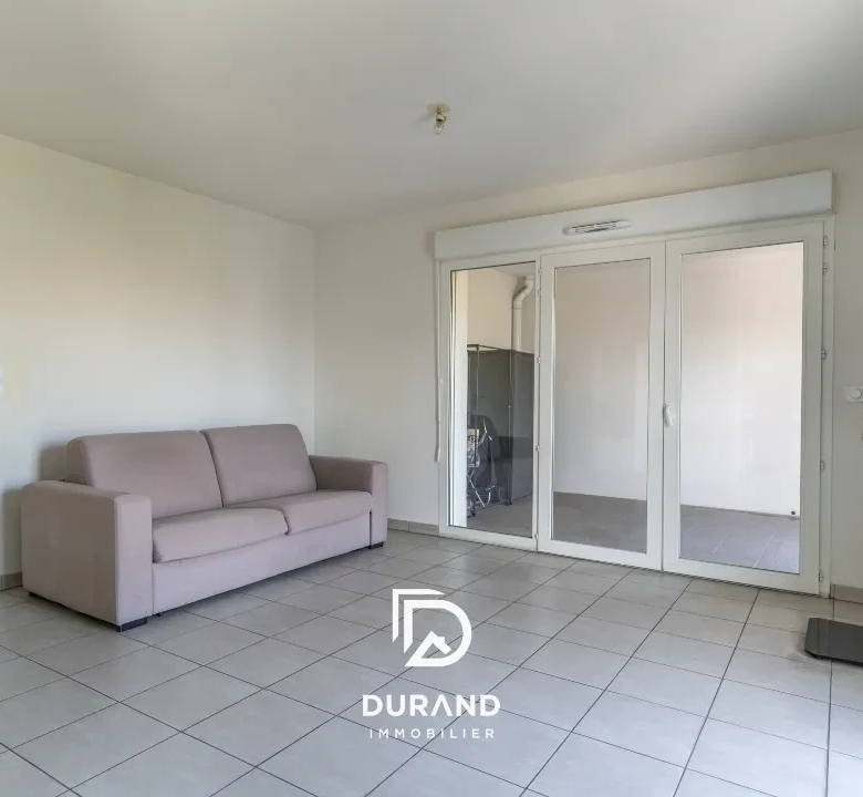 1 PIÈCE 27 M2 - APPARTEMENT - TERRASSE -13003 - MARSEILLE