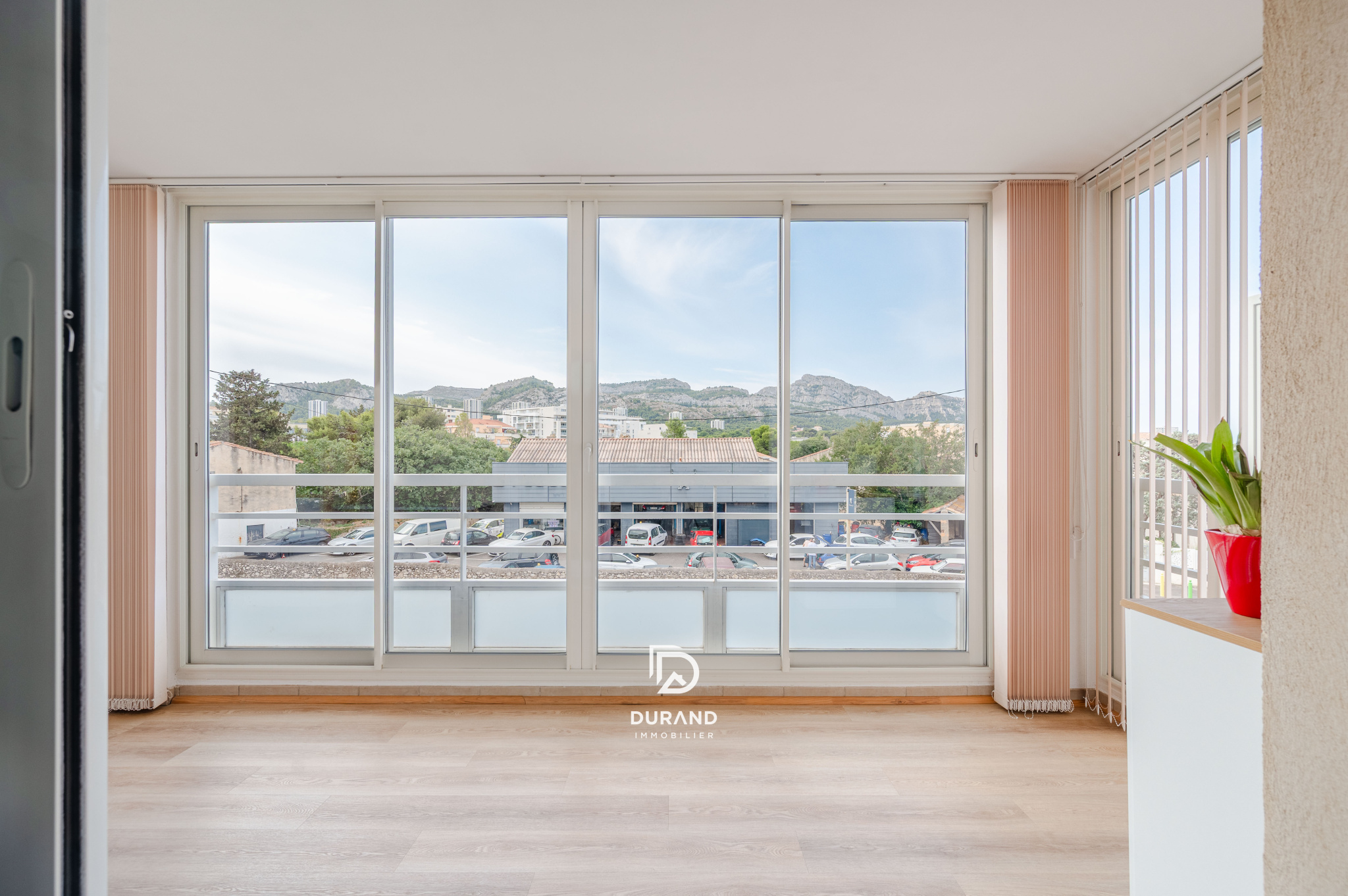 3 PIÈCES 63 M2 - APPARTEMENT - VIELLE-CHAPELLE - 13008 - MARSEILLE