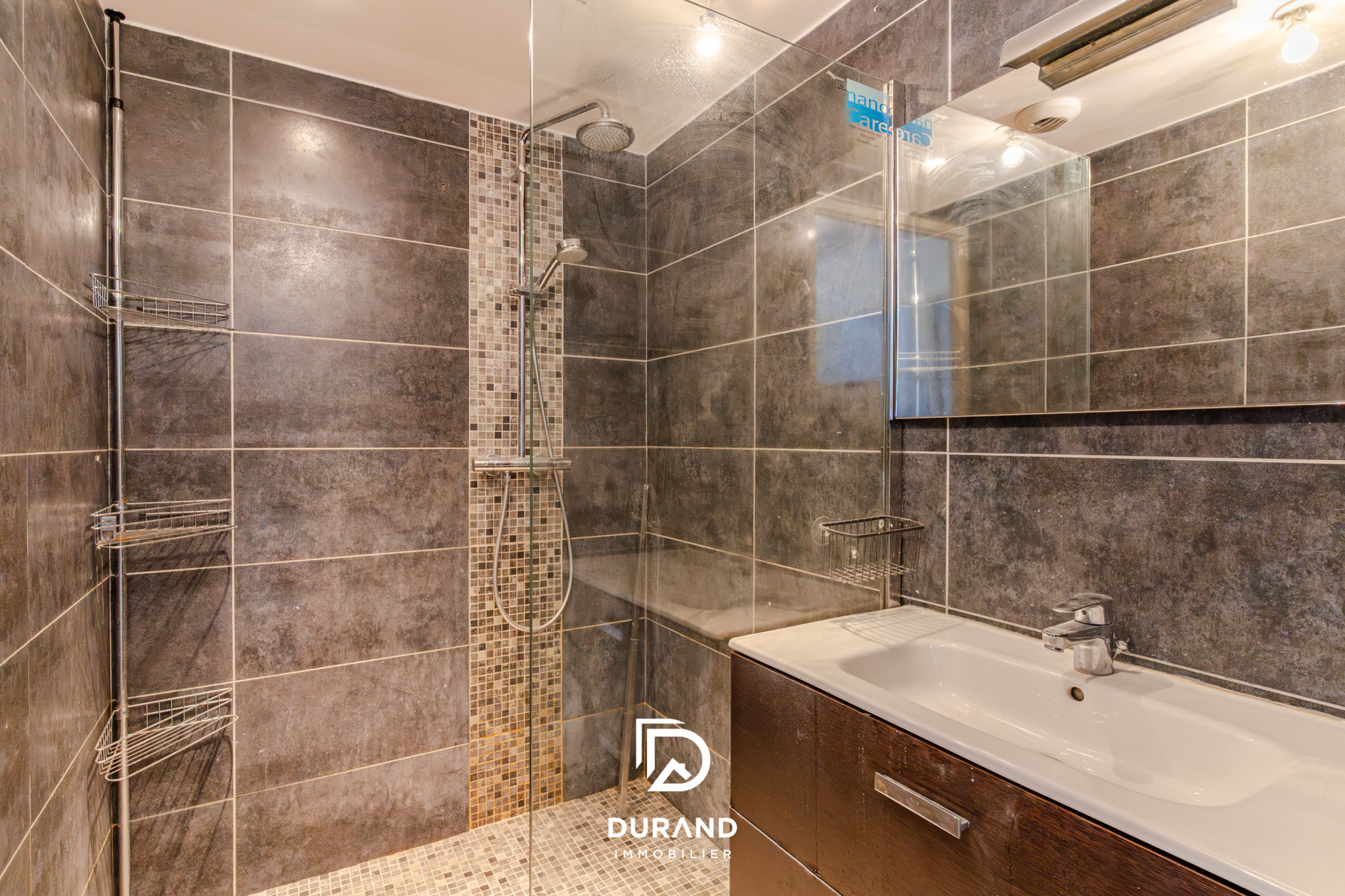 4 PIÈCES 79 M2 - APPARTEMENT - LE ROUET - 13008 - MARSEILLE