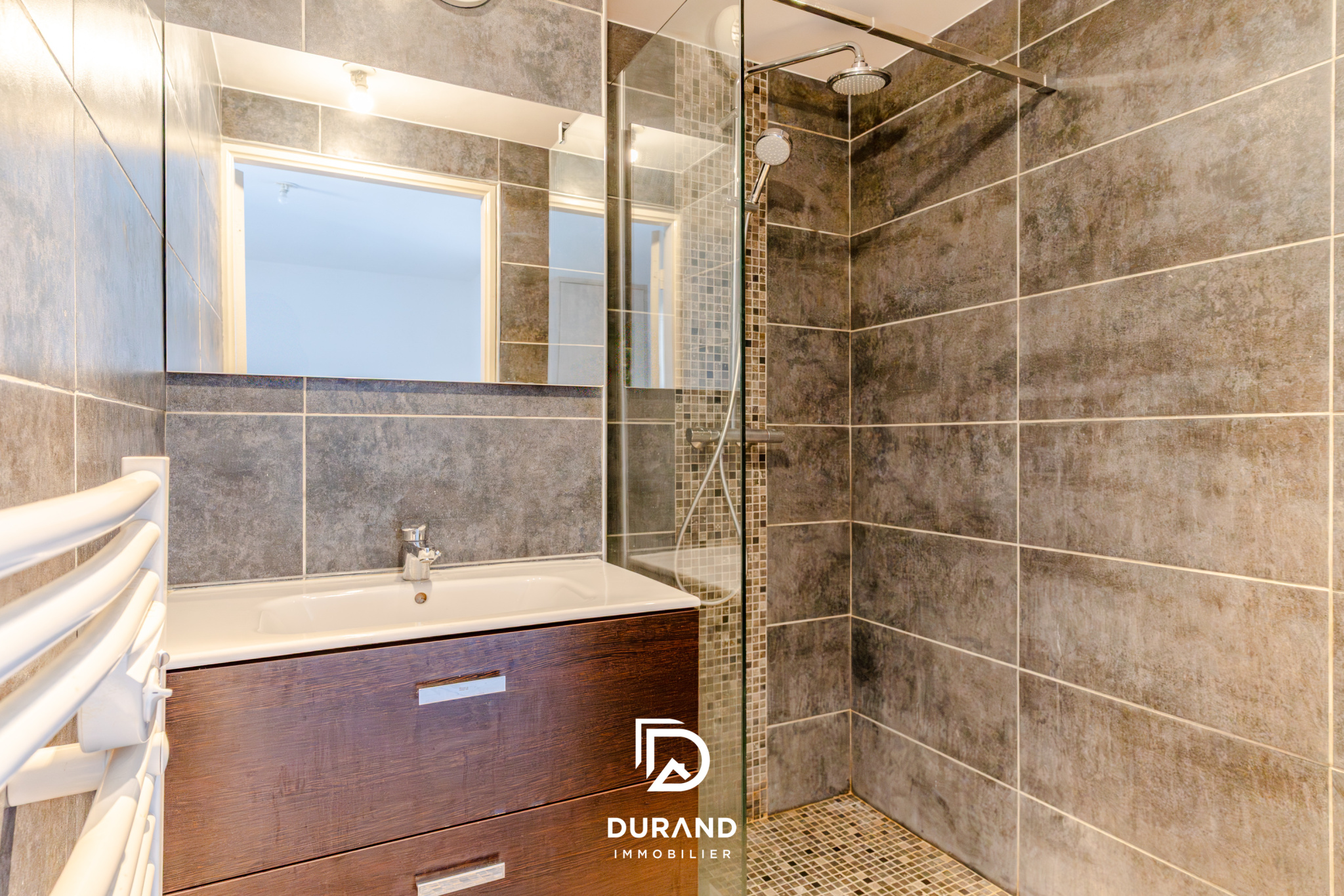 4 PIÈCES 79 M2 - APPARTEMENT - LE ROUET - 13008 - MARSEILLE