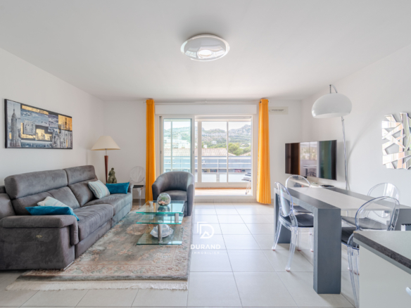 3 PIÈCES 63 M2 - APPARTEMENT - VIELLE-CHAPELLE - 13008 - MARSEILLE