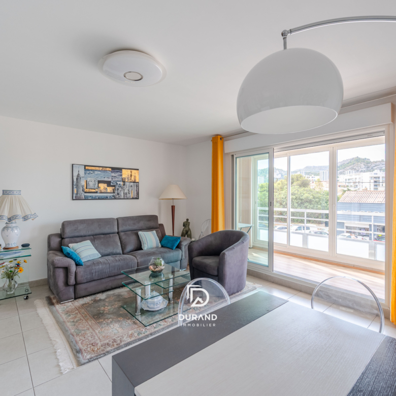 3 PIÈCES 63 M2 - APPARTEMENT - VIELLE-CHAPELLE - 13008 - MARSEILLE