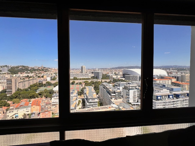 SAINTE ANNE- Le BRASILIA 8éme - T3 meublé en duplex de 70 m2 avec deux balcons   Résidence sécurisée