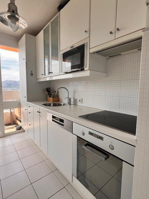 SAINTE ANNE- Le BRASILIA 8éme - T3 meublé en duplex de 70 m2 avec deux balcons   Résidence sécurisée