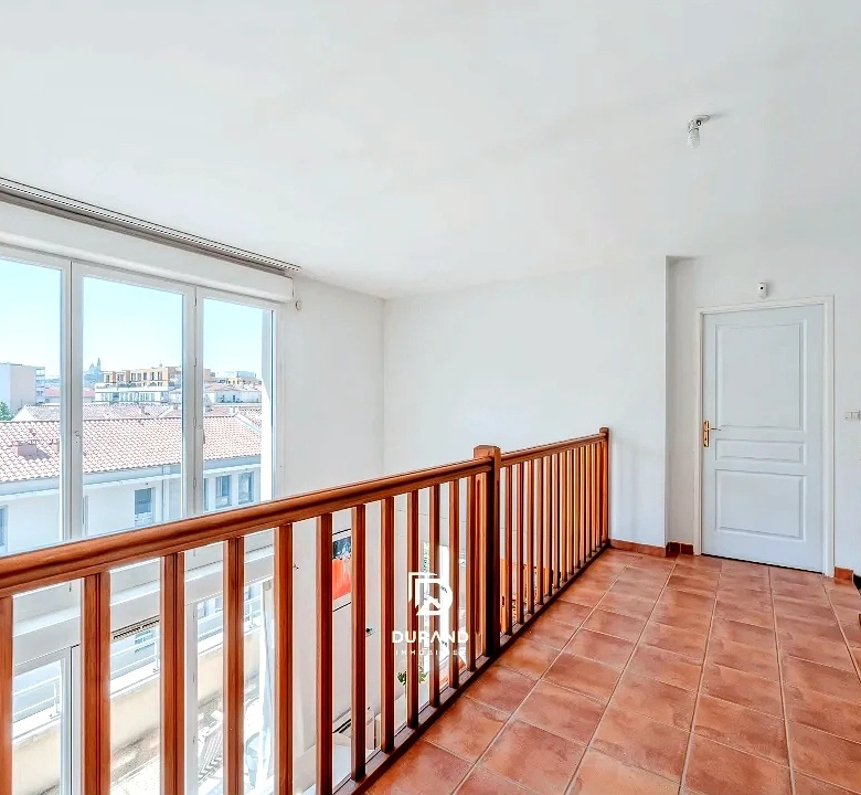 T4 -DUPLEX PLEIN CIEL