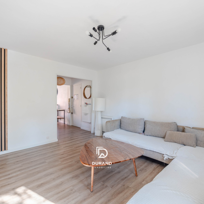 APPARTEMENT - T3 - BALCON - SAINT TRONC - 13010 MARSEILLE