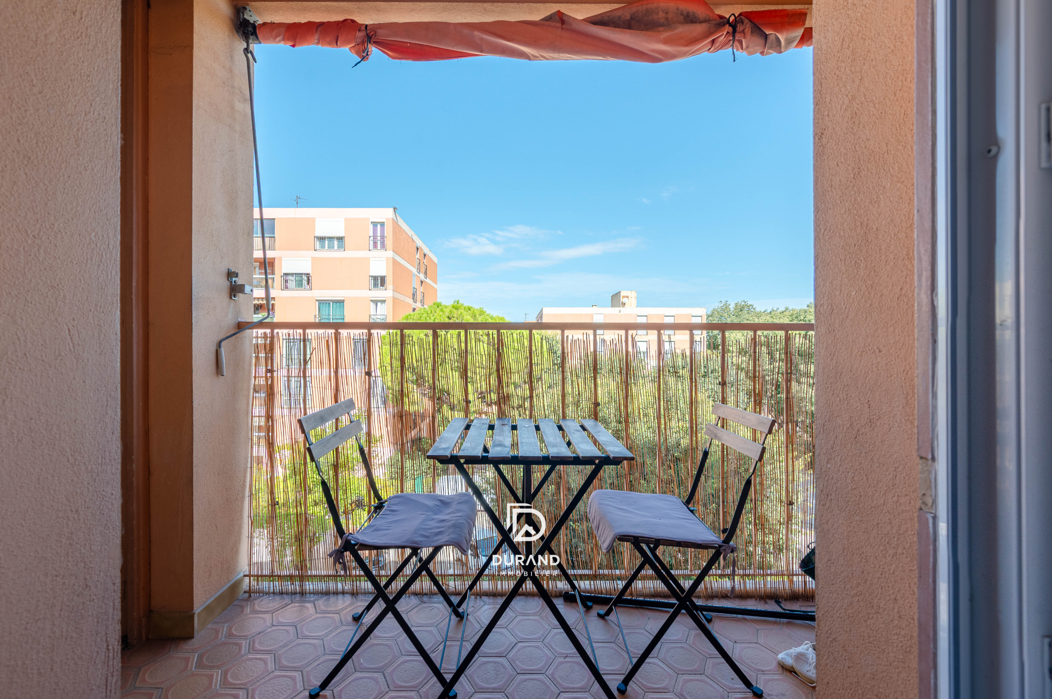 APPARTEMENT - T3 - BALCON - SAINT TRONC - 13010 MARSEILLE